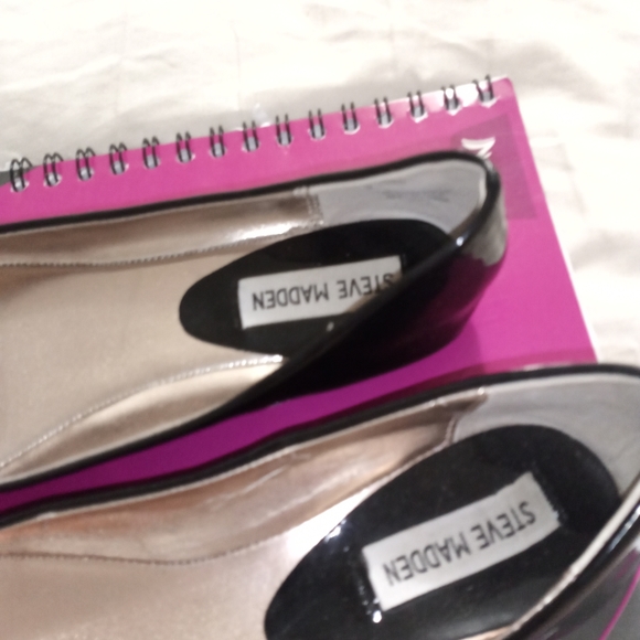 Shoes - Picture 5 of 5